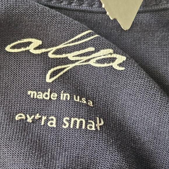 Blue Open Shoulder Made in the USA Tee Size XS - Picture 3 of 4